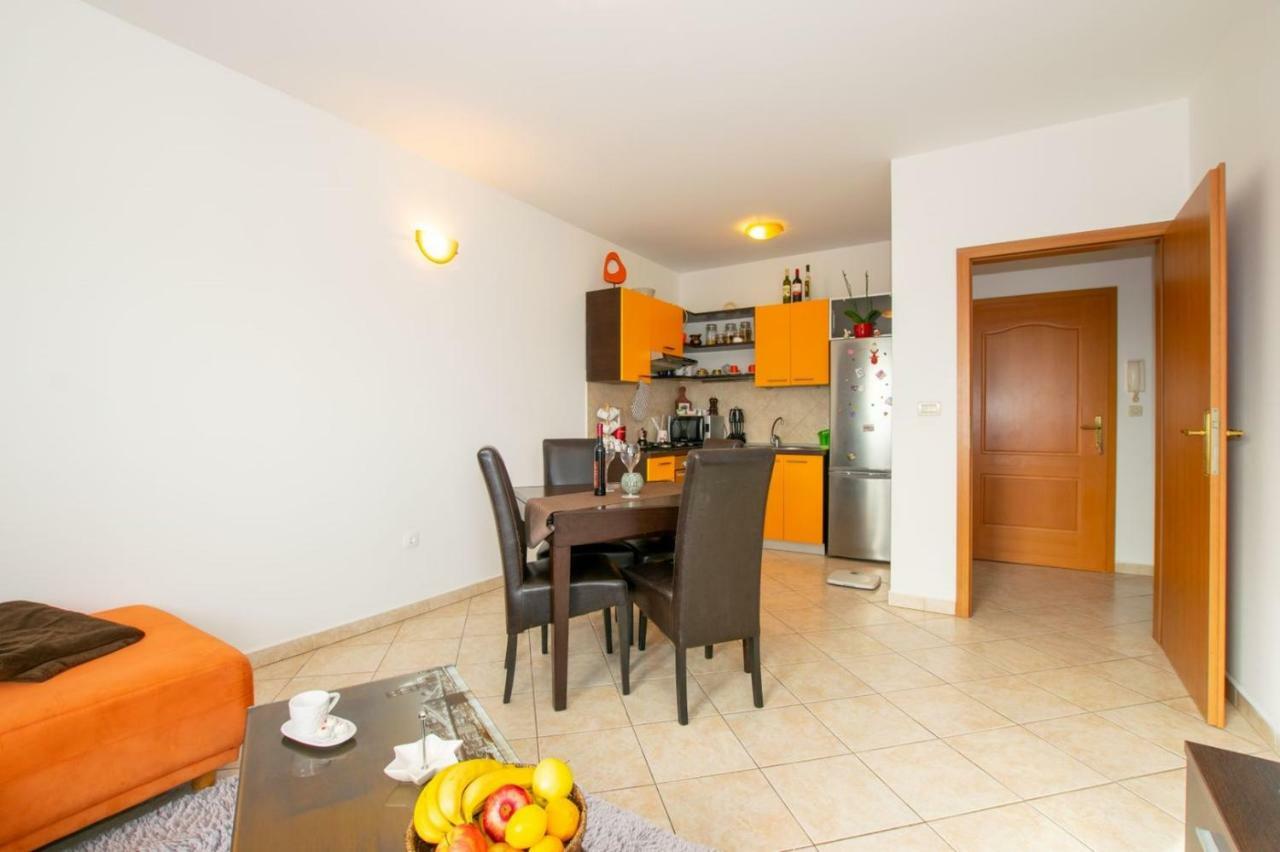 Apartment Keti Fažana Eksteriør billede