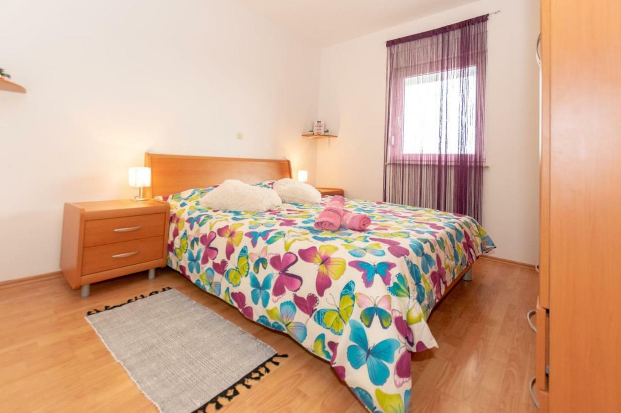 Apartment Keti Fažana Eksteriør billede